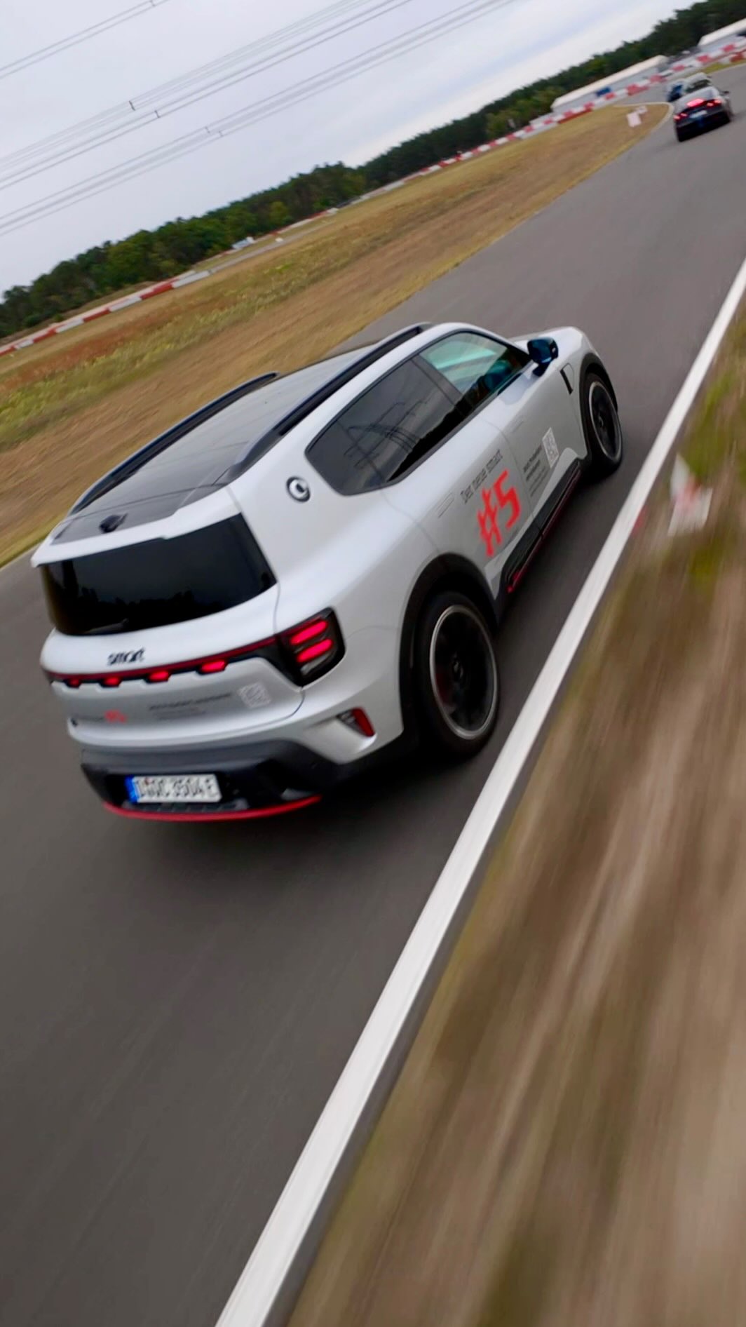 Der schnellste smart aller Zeiten: #5 Brabus mit 646PS.
#smart #elektroauto #strombock #brabus #autobahn #Probefahrt