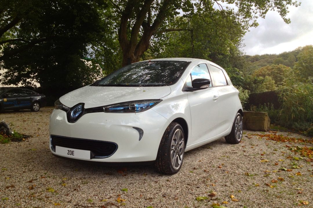 Renault_ZOE_W-EMOBIL100_1