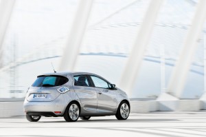 Renault_ZOE_grau_03