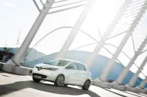 Renault_ZOE_weiss_02