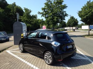 Renault_ZOE_RWE-Ladestation_Tecklenburg2