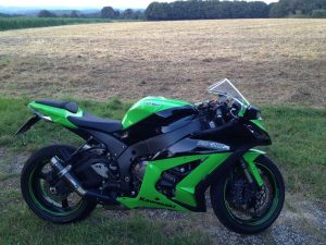 For-Sale_Kawasaki_Ninja_ZX10R_2012_2_klein