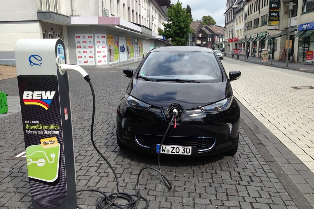 Renault_ZOE_BEW-Ladestation_Wermelskirchen