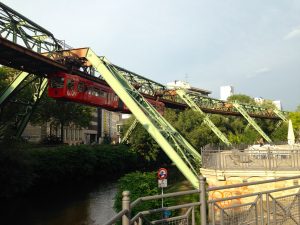 Schwebebahn_Islandufer_Wuppertal