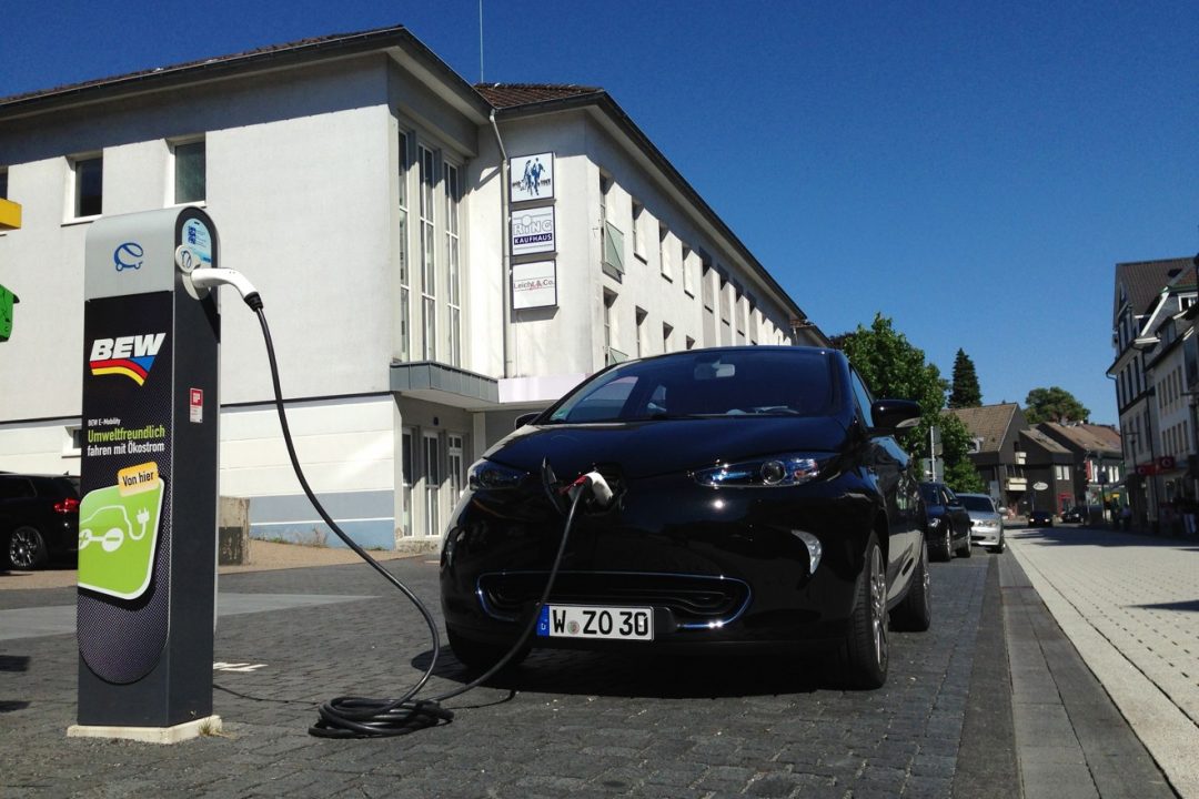 Renault_ZOE_BEW-Ladestation