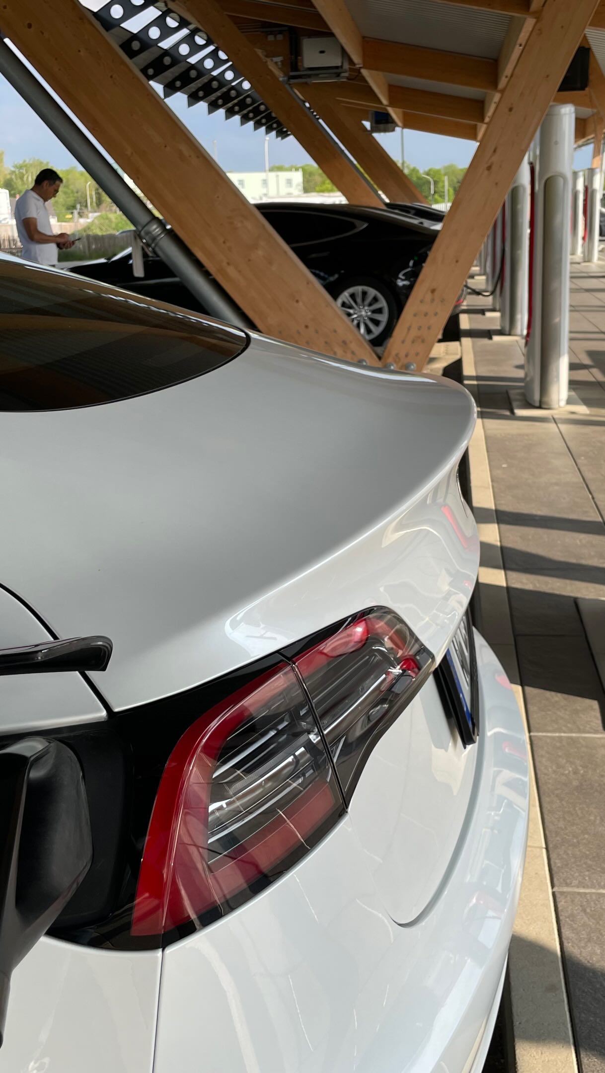 Elektroauto Klimaanlage: Wie lang reicht der Akku? 🔋☀️

#Elektroauto #Sommer #Hitzewelle