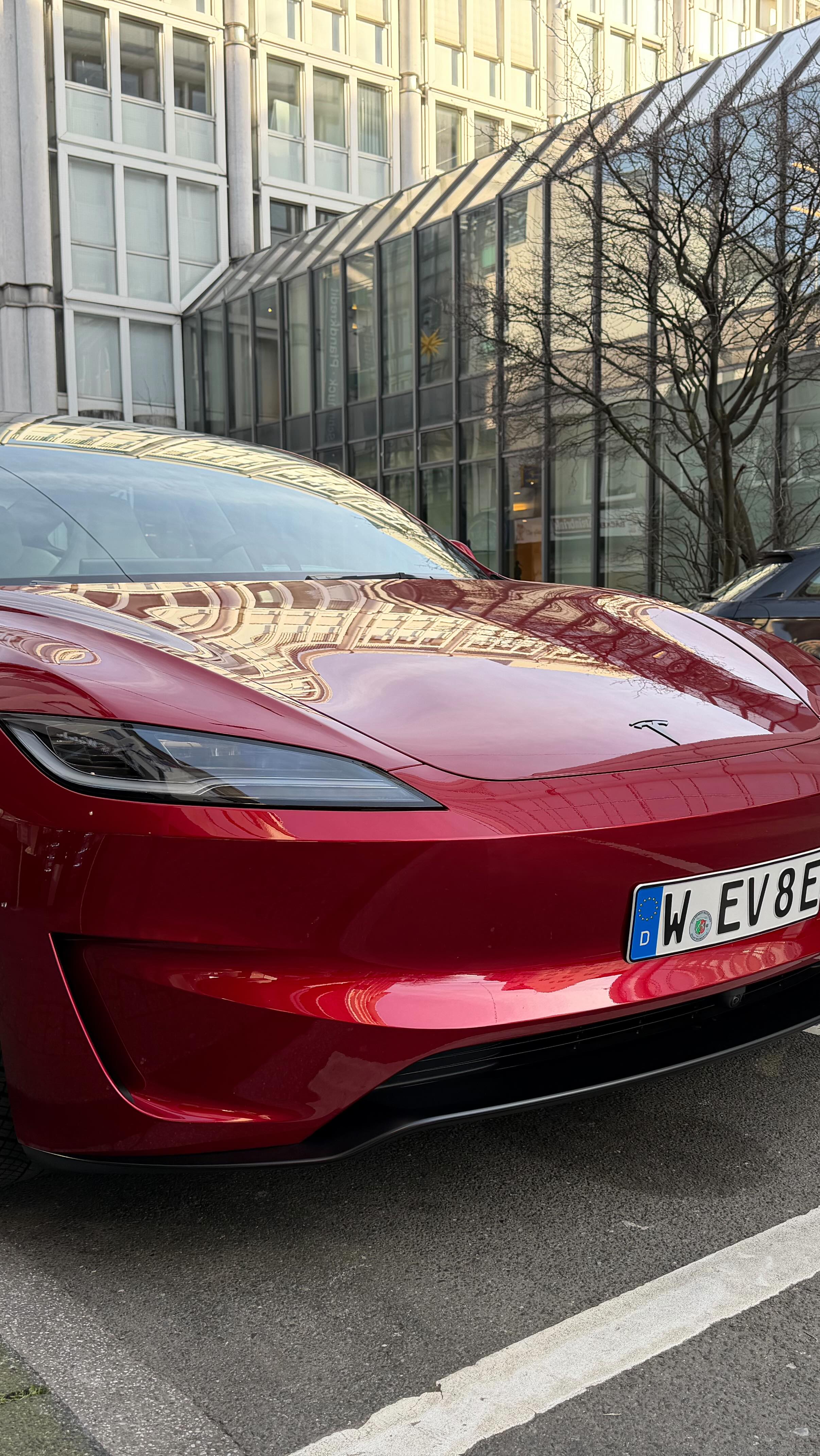 Tesla hat seine Modelle sehr wohl maßgeblich weiterentwickelt!
#Tesla #Model3 #ModelY