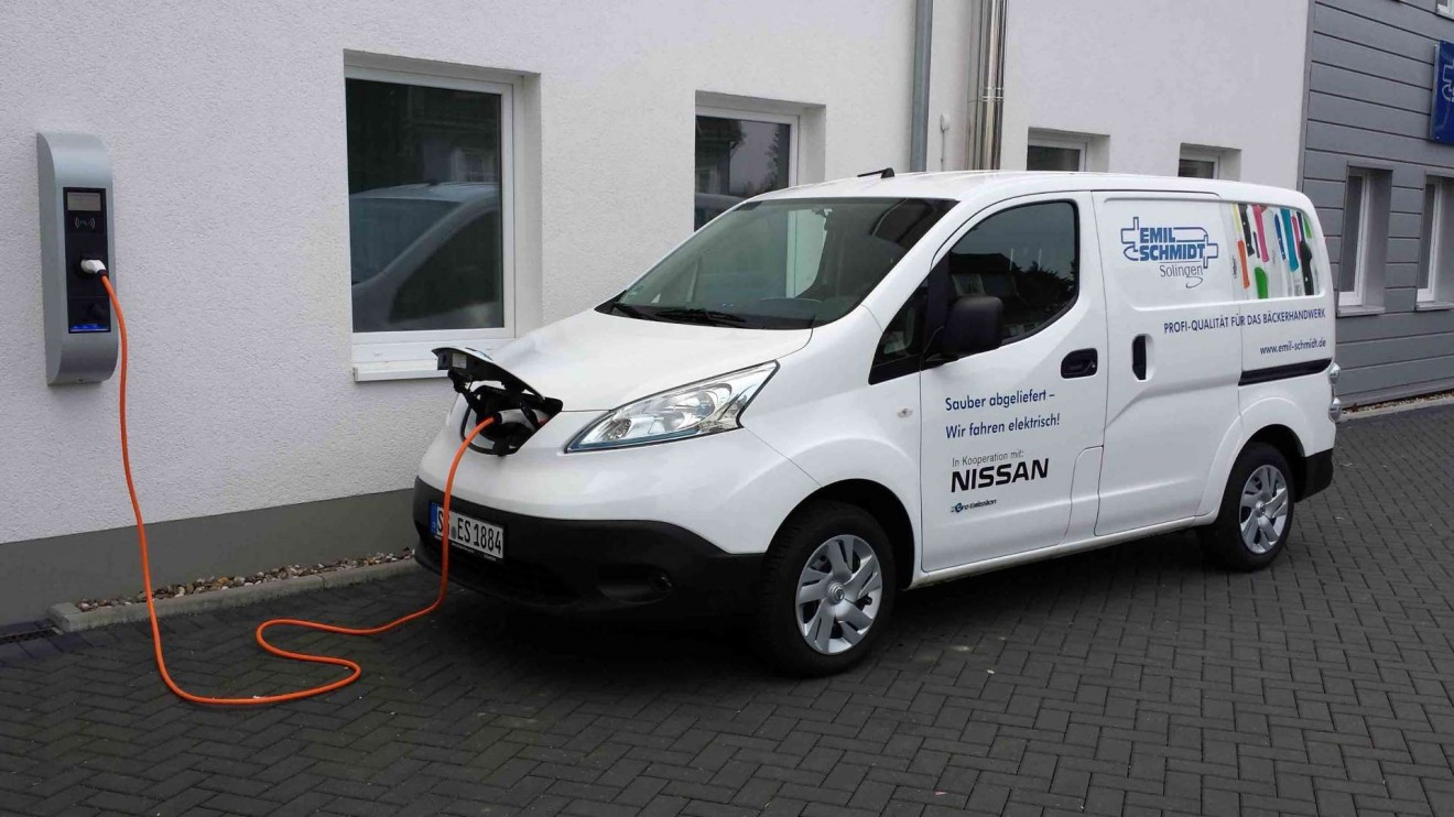 EmilSchmidt_Nissan_e_NV200_Ladestation