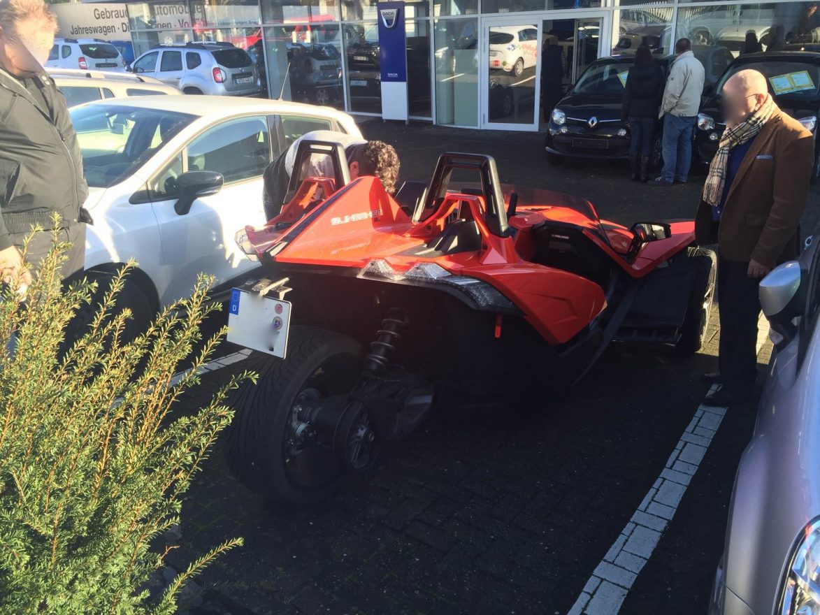 Polaris_Slingshot4