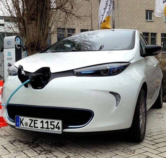 Renault_ZOE_Laden