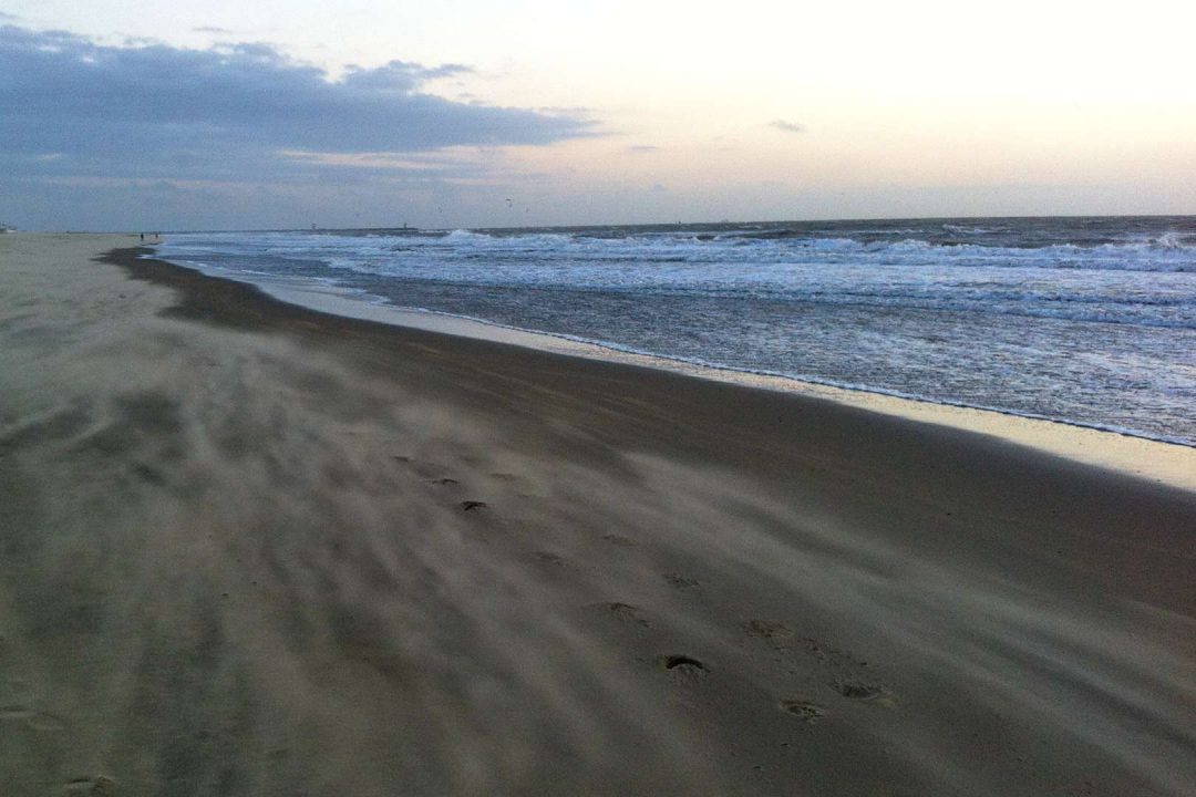 Holland_Strand_Abend_Sonnenuntergang_Titelbild