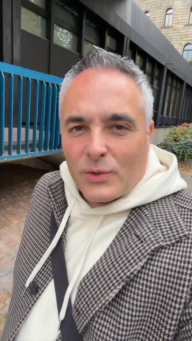 ACHTUNG: Fotografiere und filme besser keine Autos mehr! 🥵 

#Lidar #smartphone #kamera #laser #strombock #elektoauto #auto