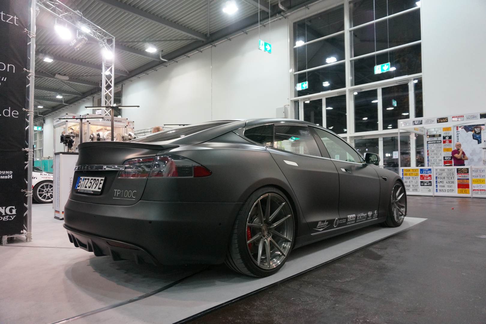 Tesla Model S Vollcarbon