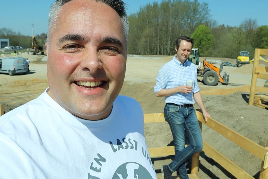 Seed and Greet Ladepark Hilden Supercharger Fastned Carspotting Catwalk
