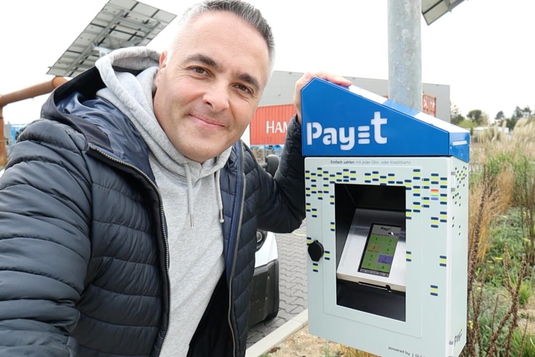 GLS Bank Pay-t Uwe Nehrkorn Giro-e Elektroauto mit Kreditkarte laden Ladestation Nachrüstung Ladepark Hilden