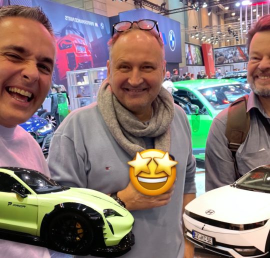 Rundgang Essen Motorshow 2022 Elektroauto Tuning Prior K Custom eShare One Startech Peter Strasburger Timo Schadt