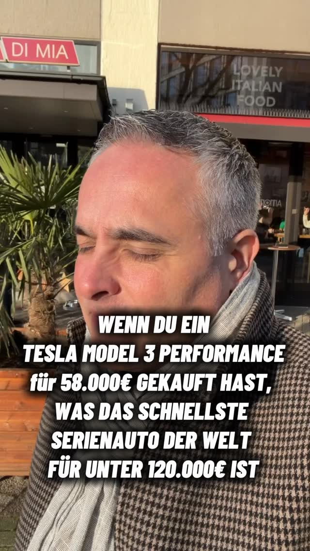 Mein neues Tesla Model 3 Performance gibt es ab 58.000€ und es beschleunigt von 0-100km/h in 3,1 Sekunden, eingetragene Top Speed ist 262km/h. Das macht es zum schnellsten Serienauto der Welt für unter 120.000€. Schneller wäre nur das Model S Plaid für 120k€ oder ein Porsche Taycan für 180k€. #tesla #porsche #model3performance