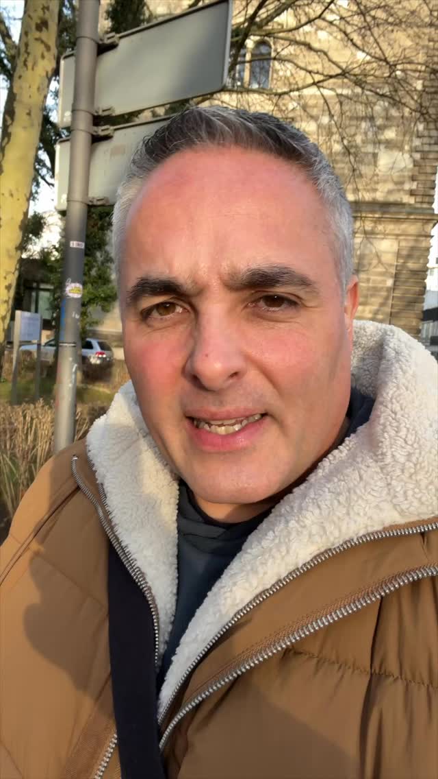 Geschenkt: Elektroauto plus 1877€ für 3 Jahre! 🥳 

#Elektroauto #Förderung #DaciaSpring