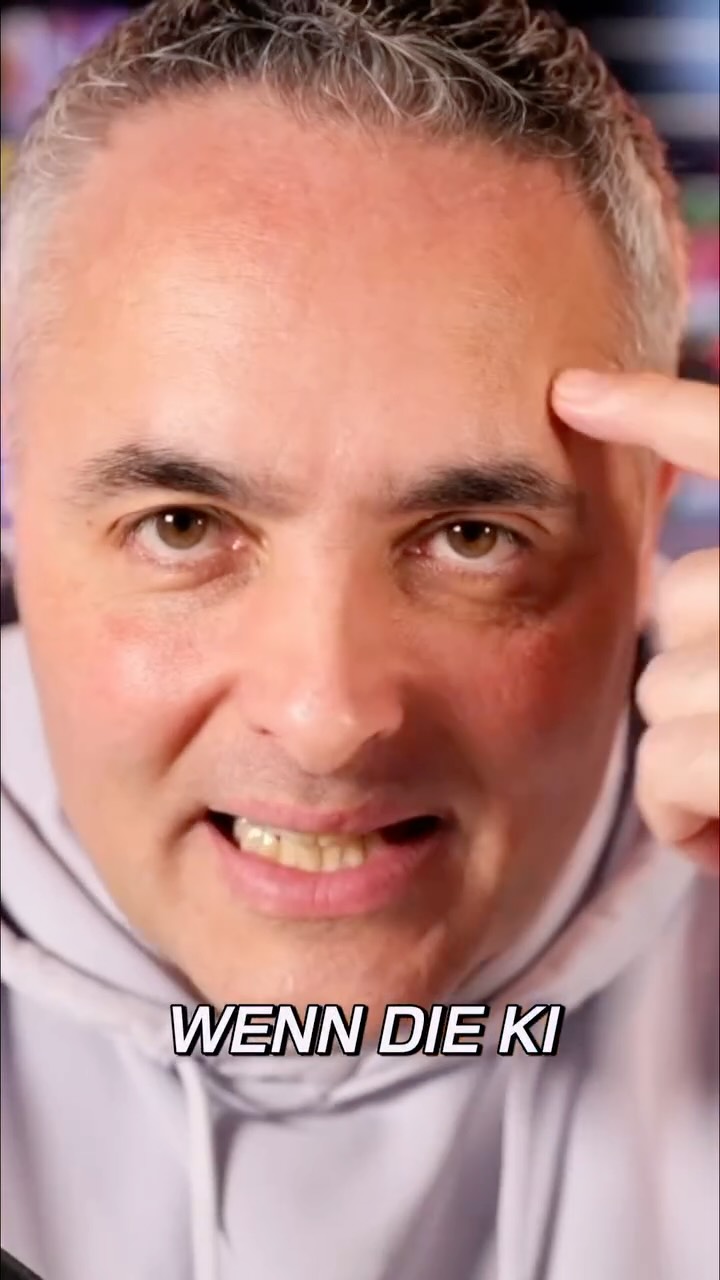 Beeindruckende Roboter-Show, ja. Aber ist das wirklich so bahnbrechend was Roboter von Boston Dynamics und Unitree zeigen? Echte Innovation liegt darin, wenn KI die Roboter autark macht, nicht nur als beeindruckende Show. #Robotik #KI #Technologie #Innovation #Zukunft