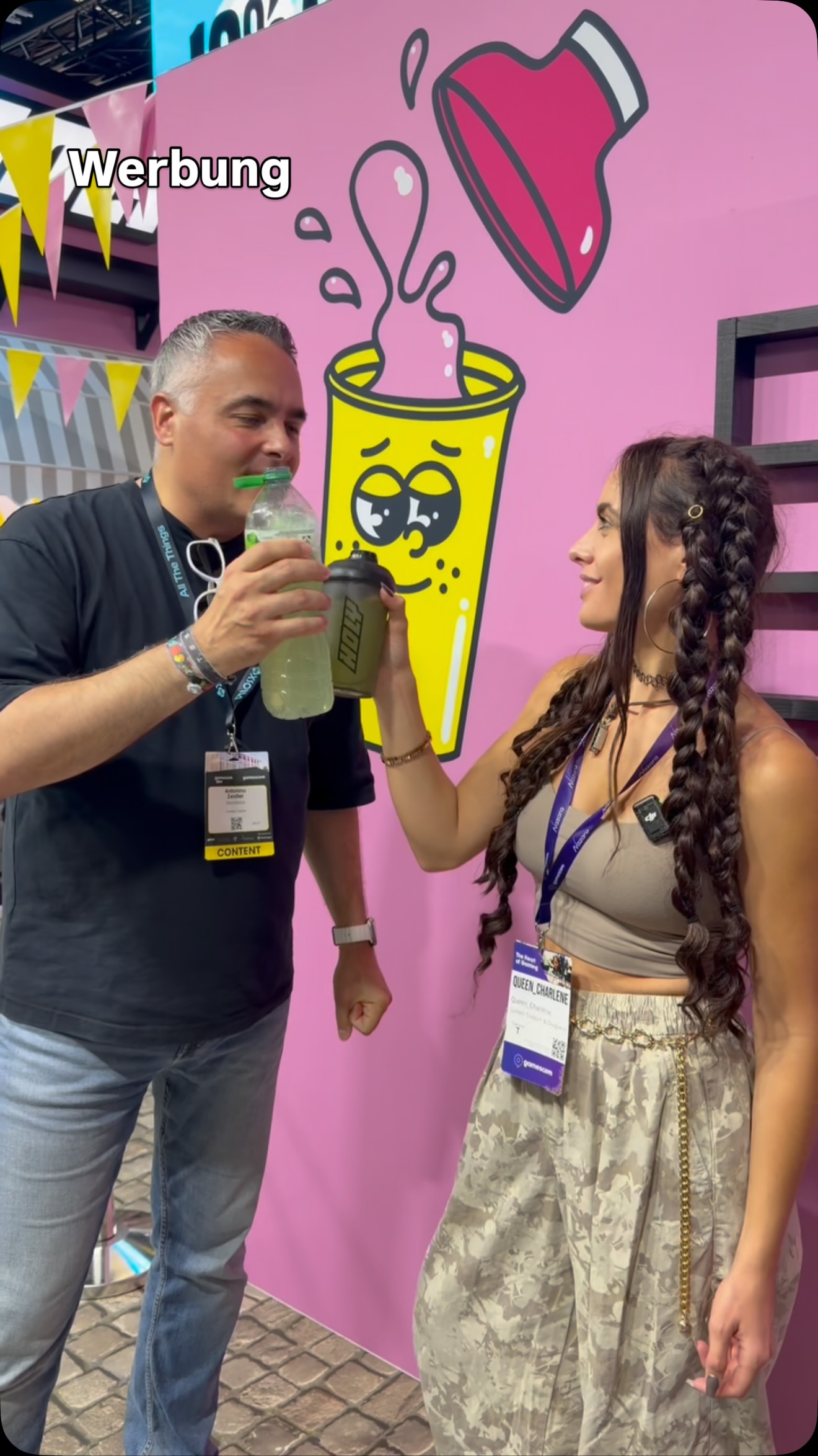 Es ist unfassbar warm auf der GamesCom, aber HOLY ist am Start und hilft: Apfel Alligator Energy bringt @queen__charlene und @strombock durch den Tag! Kommt vorbei in Halle 10.1 bei @holysquad.official 

#holy #gamescom #holysquad